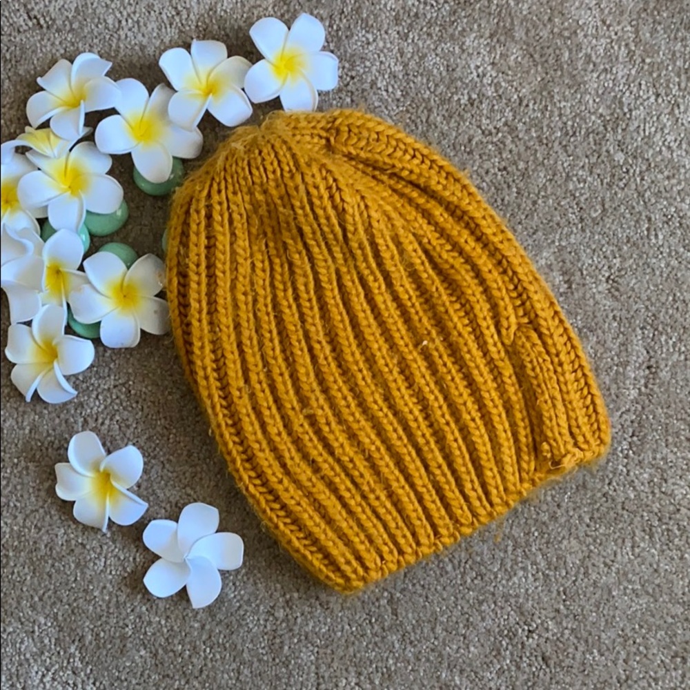 Mustard beanie